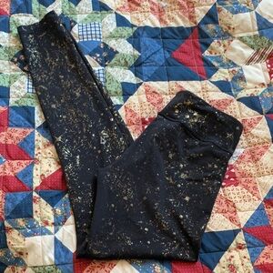 Ivivva Black and Gold Splatter Jeggings